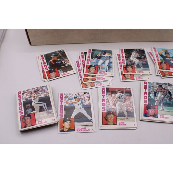 Baseball Trading Cards Topps 1983-4 Collectible In Box Sport Team Not Counted - Picture 2 of 8